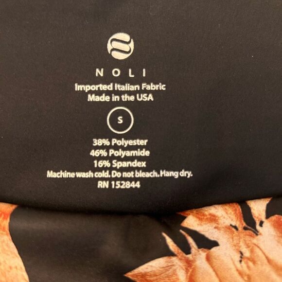 Noli Yoga Siena Legging Size Small EUC - Picture 3 of 7